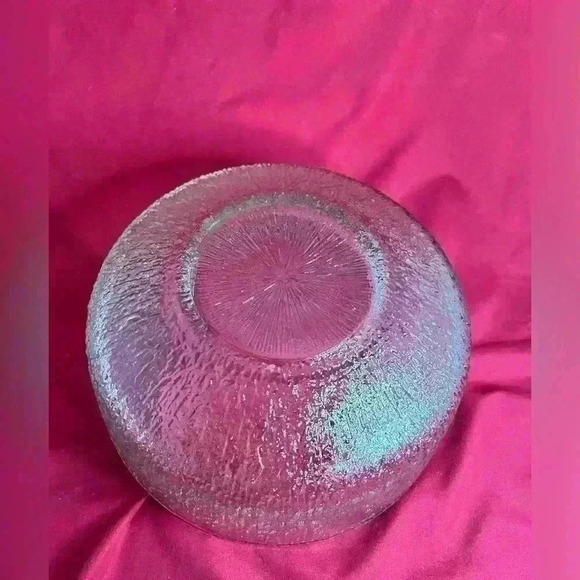 Indiana Glass large textured serving bowl - Picture 4 of 4